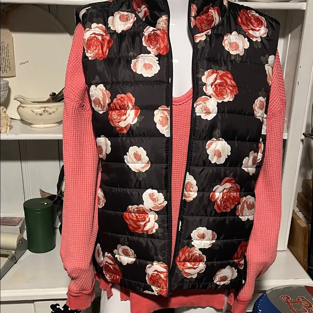 LOFT Dark Brown and Red &Pink Floral Women's Vest-Like New!